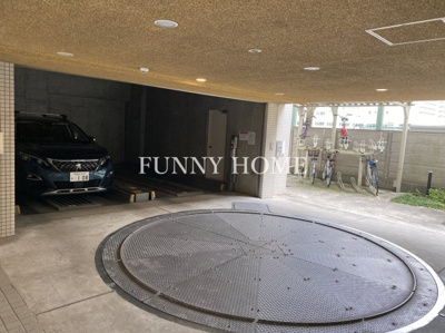 【駐車場】 | プラウドフラット三軒茶屋