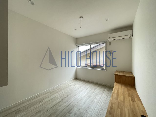 シャ・ノワールの居間・リビング