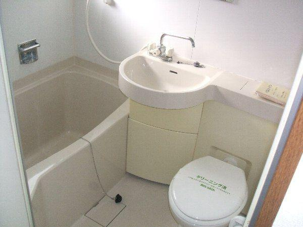 マンションカワサキの浴室