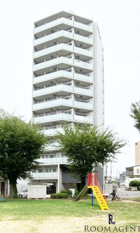 エスリード泉プレステージの外観