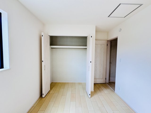 松戸市松戸新田新築戸建【寒風台小学校：10分】の収納|5.25帖洋室収納
