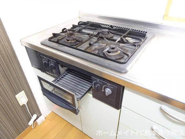 熊本市中央区帯山４丁目の賃貸マンションのキッチン
