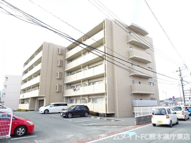 熊本市中央区帯山４丁目の賃貸マンション