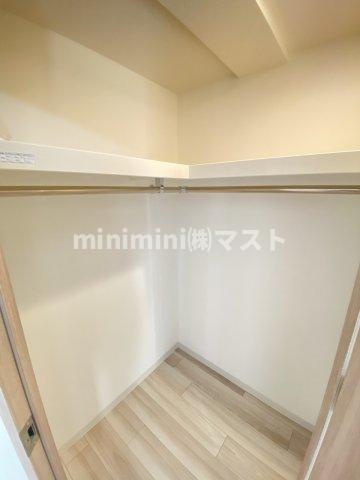 ワールドアイ難波南PORTAの収納