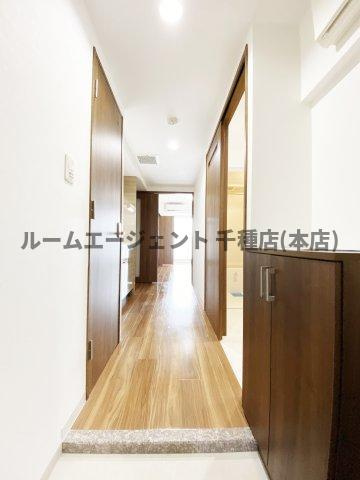 エルメディオ千種の玄関