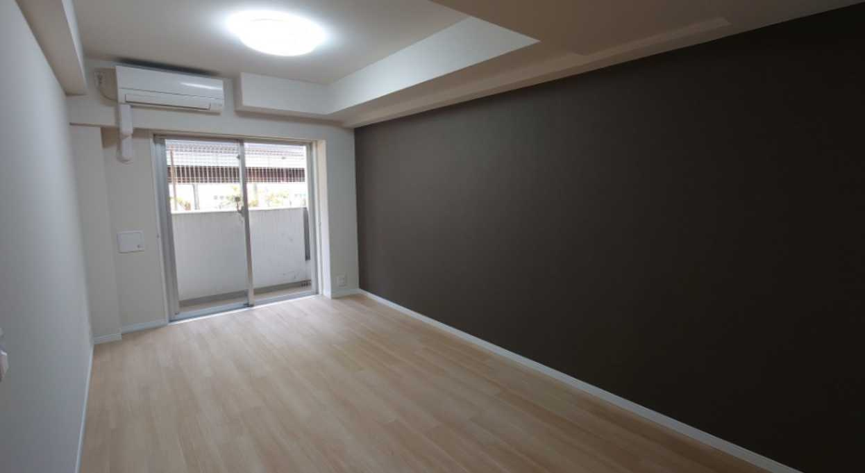 プラウドフラット三軒茶屋Ⅱ　ペット相談　ネット無料　礼金０の居間・リビング