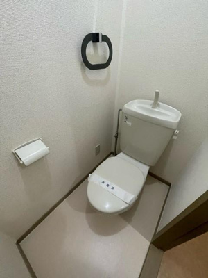 【トイレ】 | ハイツルーラル | ゆったりとした空間のトイレです