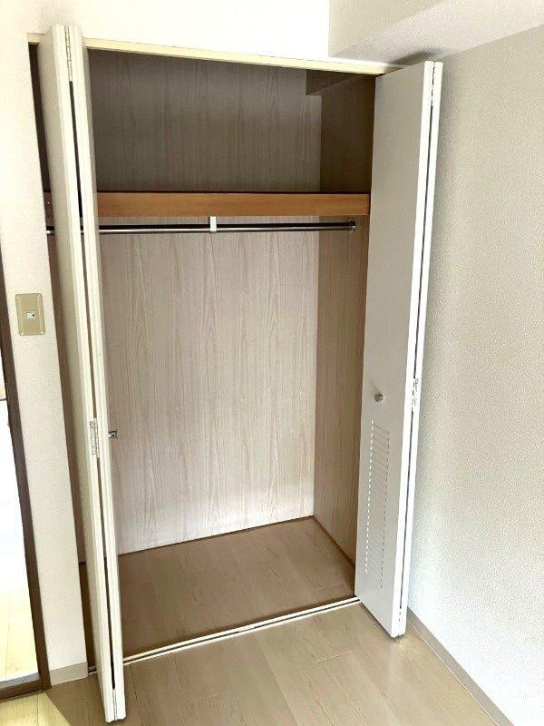 聖和マンション弐番館の収納
