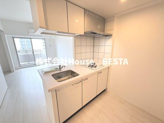 ソルテラス神戸栄町通のキッチン