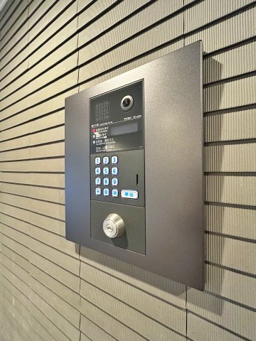 アースグランデ泉のエントランス