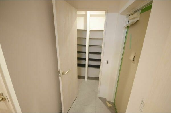 アースグランデ泉の玄関