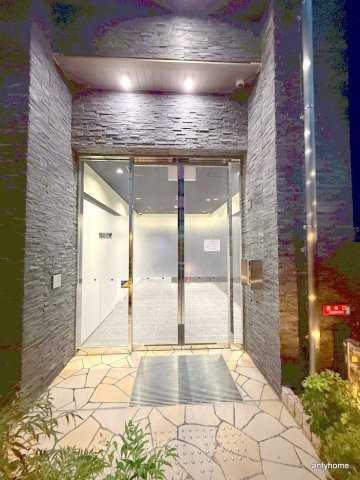 CLASS HILLS難波南　仲介手数料無料のエントランス