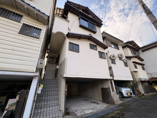 帝塚山テラスハウスの外観
