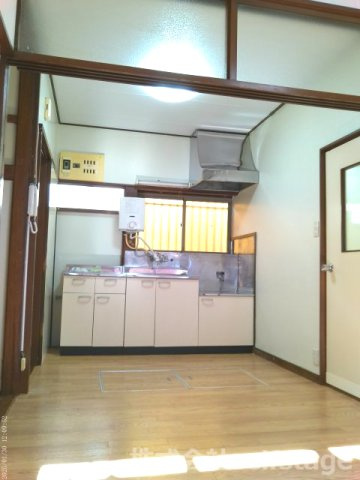 関町北４丁目貸家　西棟のキッチン