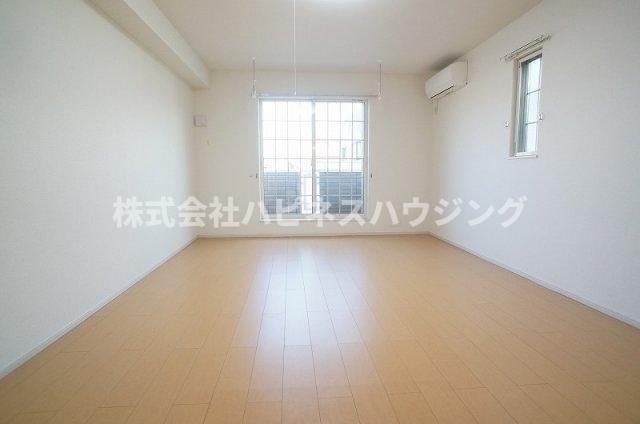 セントラーレ　パルク壱番館の居間・リビング