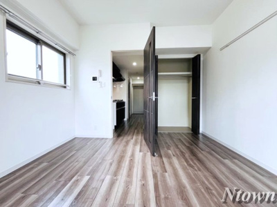 【その他】 | アクアエテルナ泉 | おしゃれなリビングです