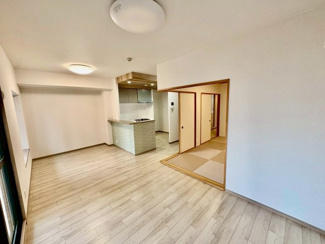 【居間・リビング】 | ユニライフ泉北深井駅前