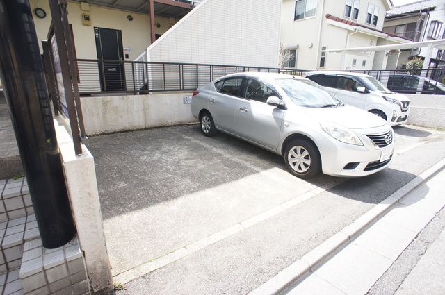 トミクラⅧの駐車場