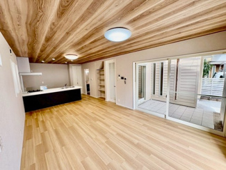 【居間・リビング】 | 美木多上　中古一戸建