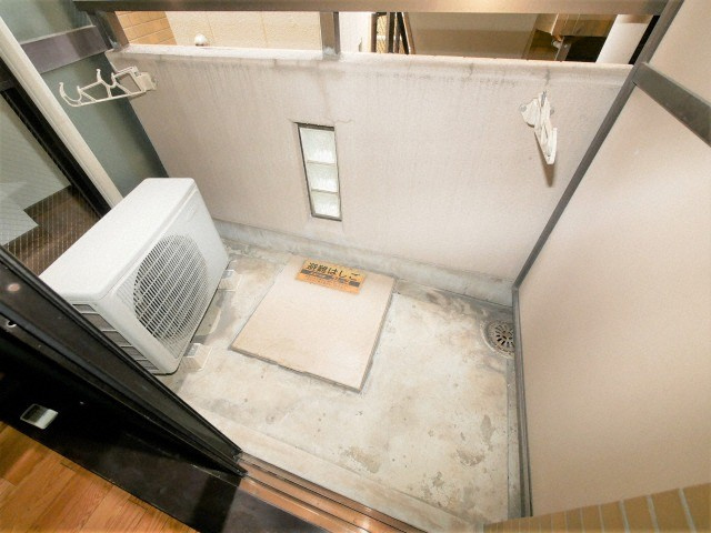 朝日プラザ岸里パサージュのバルコニー