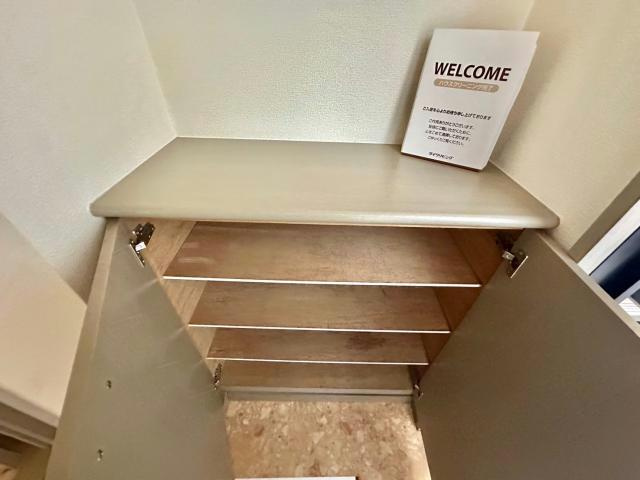 グランメゾン・Ⅰ A棟の玄関