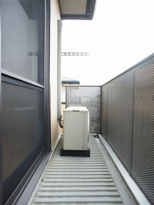 【バルコニー】 | エスペランサ仁神堂Ｂ | 日当たり良好！お洗濯物がたくさん干せます♪