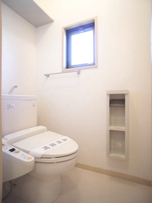 【トイレ】 | エスペランサ仁神堂Ｂ | 温水洗浄暖房便座機能付きです♪