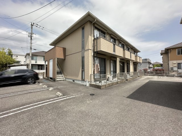 ダイヤメゾン F棟のエントランス