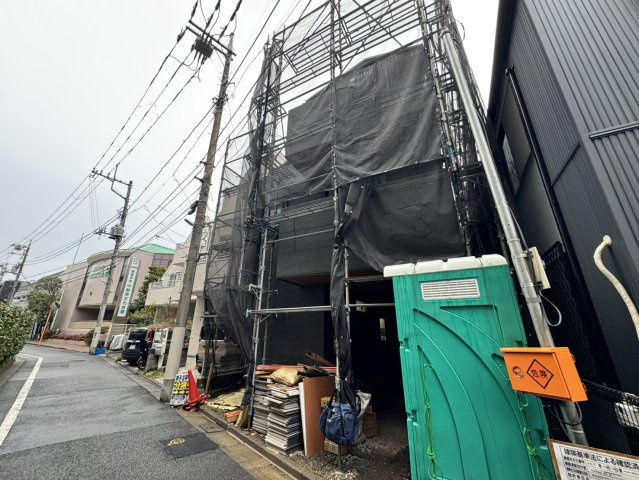 中野区南台5丁目　ZEH水準　省エネ大型邸宅　限定1棟の前面道路含む現地写真|2026年2月撮影