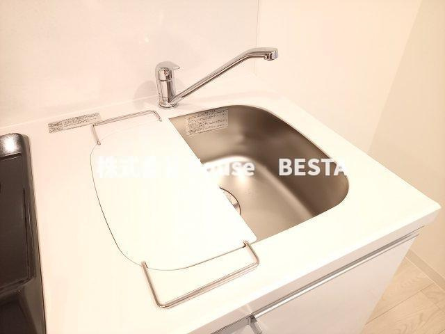 ソルテラス神戸栄町通のキッチン