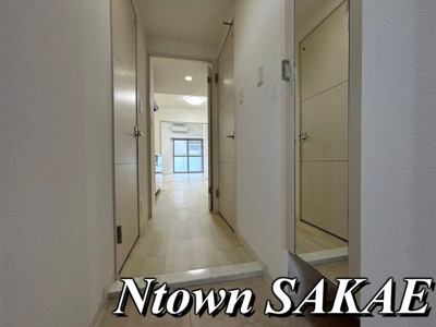 【玄関】 | グラディアン大曽根 | 収納もある玄関です