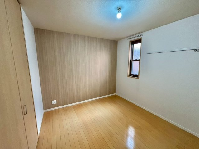 ロンド・ヴィル・ウエストの洋室