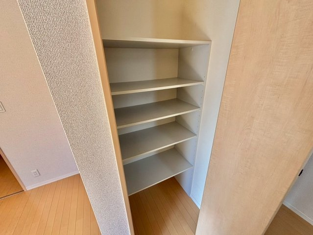 ロンド・ヴィル・ウエストの収納