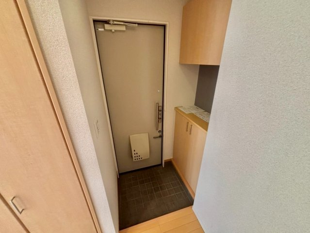 ロンド・ヴィル・ウエストの玄関