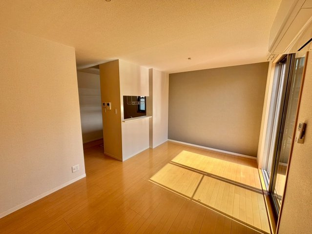 ロンド・ヴィル・ウエストの居間・リビング