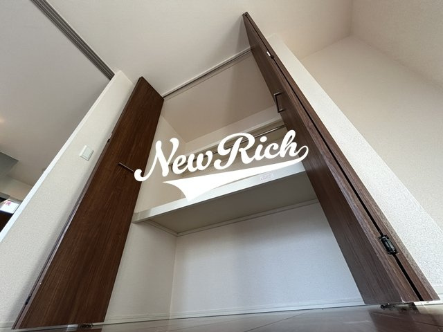 伊勢崎市戸谷塚町のアパートの収納