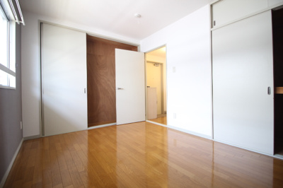 【洋室】 | グランパレス福成