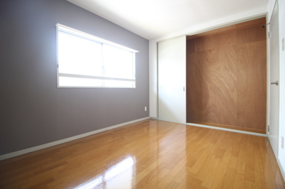 【寝室】 | グランパレス福成