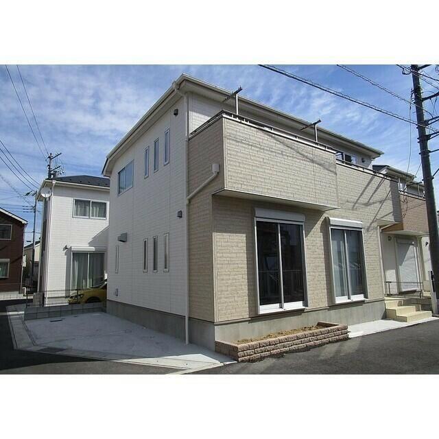 大和田２丁目貸家の外観