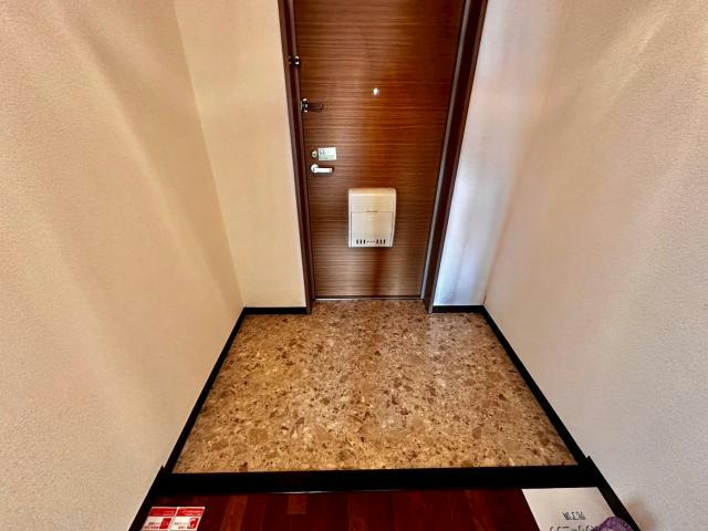 エンジェル尾上の玄関