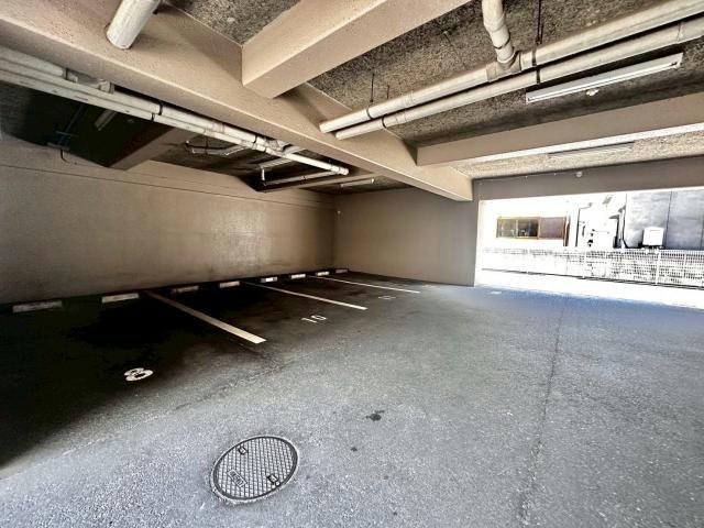 エンジェル尾上の駐車場