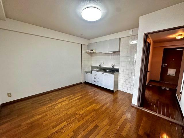 エンジェル尾上の居間・リビング