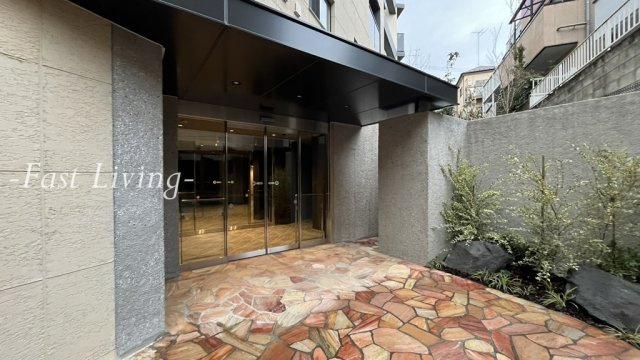 コンフォリア・リヴ文京護国寺の外観