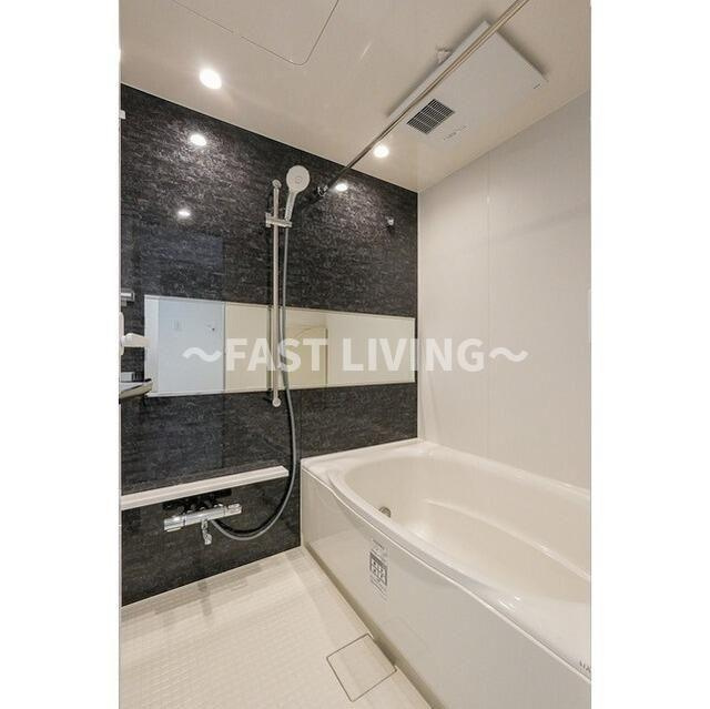 コンフォリア・リヴ文京護国寺の浴室