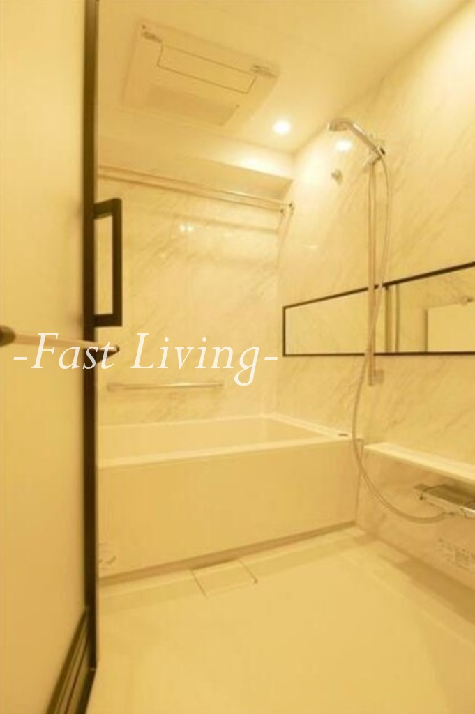 オーパスレジデンス日本橋イーストの浴室