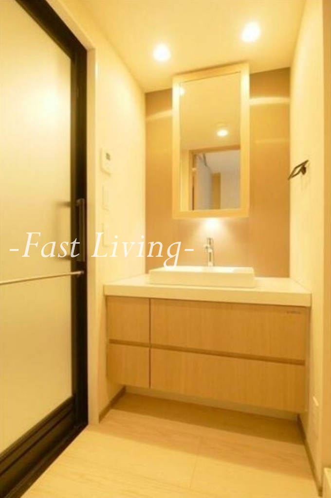 オーパスレジデンス日本橋イーストの洗面所