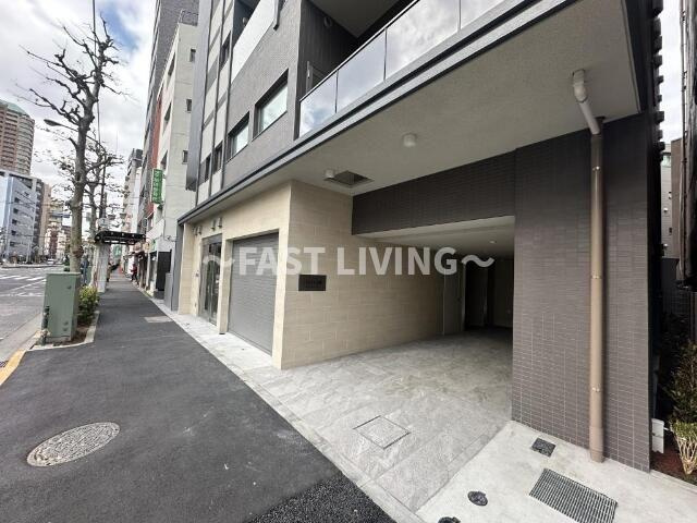 クレイラ西早稲田のエントランス