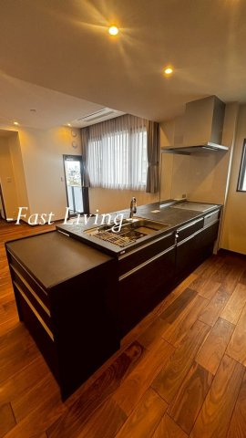 クレイラ西早稲田のキッチン