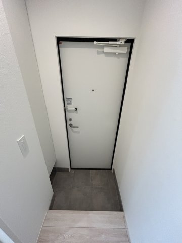 LEGGERO武庫川 (レジェロ武庫川)の玄関