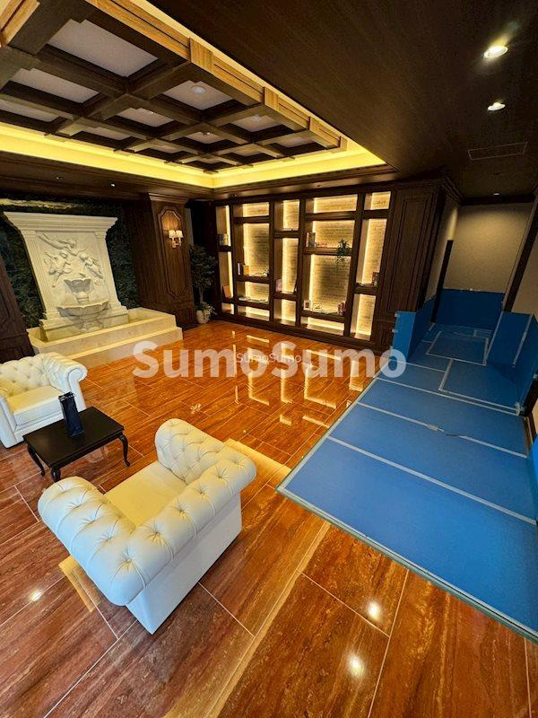 プレジオ恵美須のロビー